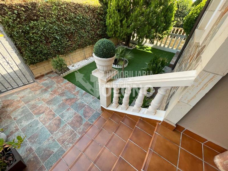 Foto 23e904d7-02a2-454f-8d83-dd63ada729c3. Casa adosada en Zarratón