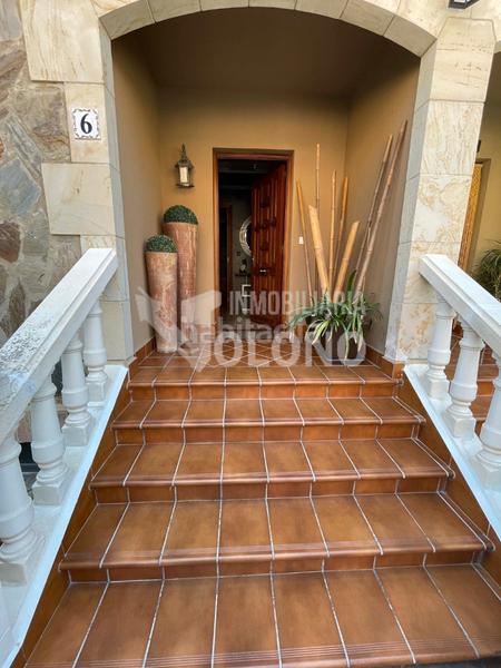 Foto 54ffda37-30fc-4b8f-856b-f2ff84009836. Casa adosada en Zarratón