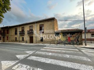 Casa  Diputación etorbide 35. Casona con encanto