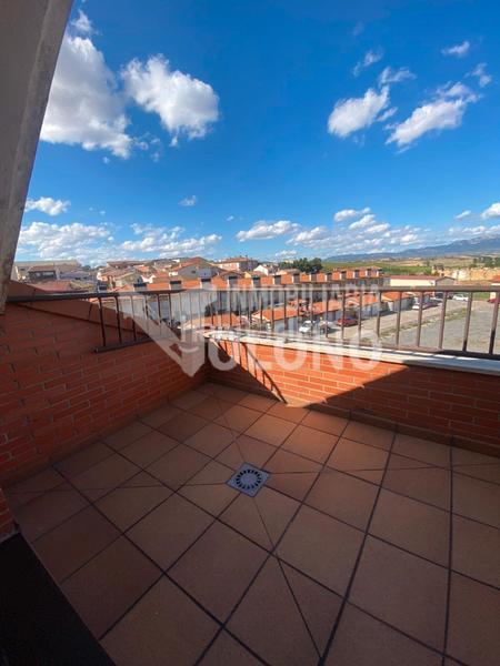 Foto ffd13e09-45a2-48a1-a26d-7ec88c022e01. Dúplex duplex con 2 terrazas con preciosas vistas en Zarratón