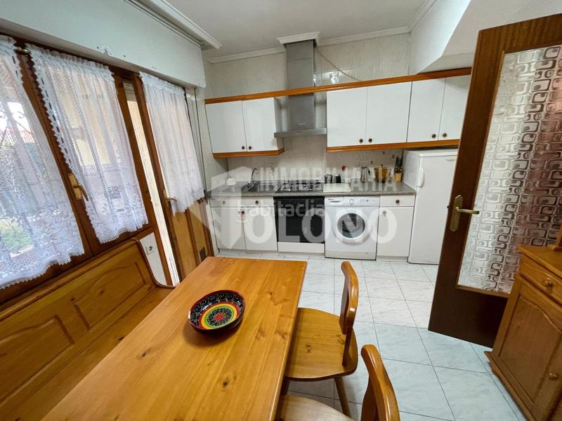 Foto 4bb38c90-1ca6-4a46-a562-1349ac1d228f. Casa adosada en calle real 2 chalet en urbanización con pìscina en Cihuri