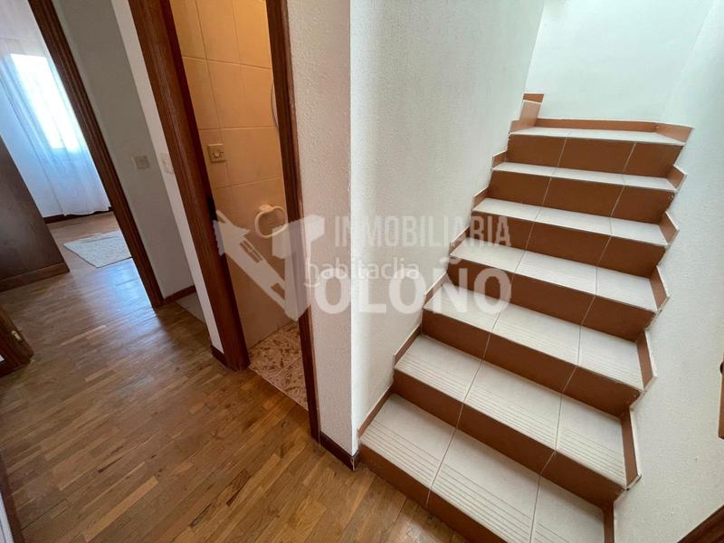 Foto 4f66802d-5709-496a-9fb5-5160ccb22329. Casa adosada en calle real 2 chalet en urbanización con pìscina en Cihuri