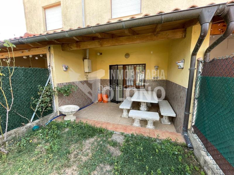 Foto 56c23184-c1cc-4bb7-b956-97098704ac96. Casa adosada en calle real 2 chalet en urbanización con pìscina en Cihuri