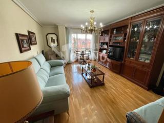 Apartament  Calle hermanos paternina garcía-cid 5. Apartamento con garaje en el centro
