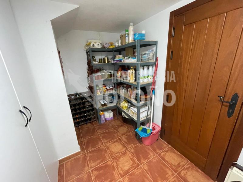 Foto 6f58c398-b971-42fb-b611-1e7b3b911421. Casa aparellada amb calefacció a Alesanco