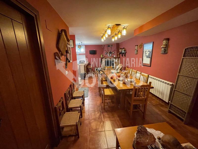 Foto 26990d9e-d449-47c9-b9ca-4759f6a6a14a. Casa pareada en Alesanco