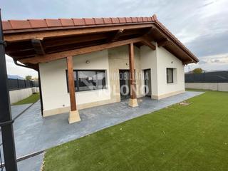 Chalet en Calle mara zambrano 34. Chalet individual de lujo