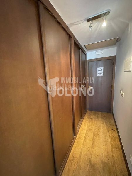 Foto 09b0dd93-dce8-420f-9e54-aaeb15481c1a. Edificio en calle de la fuente 3 hostal en Castañares de Rioja