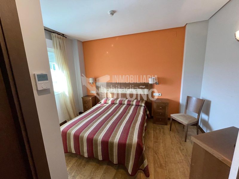 Foto 28f3c723-d510-48b1-9334-7c0fa05089a3. Edificio en calle de la fuente 3 hostal en Castañares de Rioja