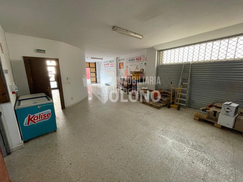 Foto 422bc9ef-fcbb-4d4f-b3df-6c5ba1267b9b. Edificio en calle de la fuente 3 hostal en Castañares de Rioja