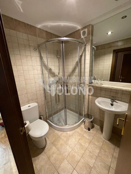 Foto 72788a12-31db-456a-a48e-5a63213d73a4. Edificio en calle de la fuente 3 hostal en Castañares de Rioja