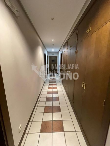 Foto 8123a4c0-3321-4ad0-9dc5-e3d66cc2f41e. Edificio en calle de la fuente 3 hostal en Castañares de Rioja