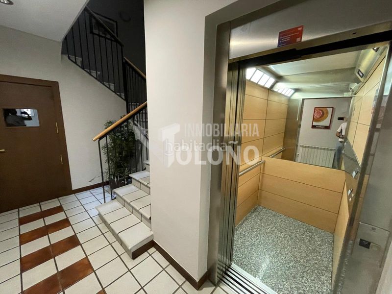 Foto 9952c98b-cd71-4dfe-a9cd-06acd963cd32. Edificio en calle de la fuente 3 hostal en Castañares de Rioja