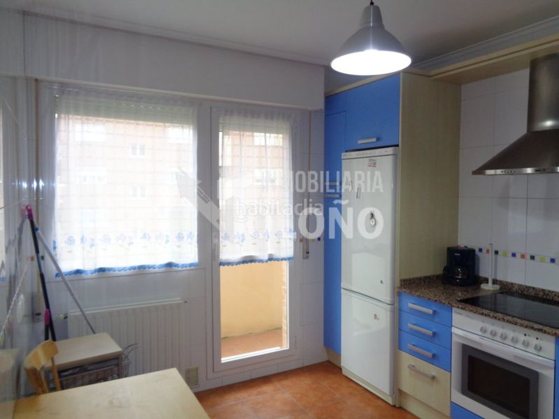 Foto 01bd325b-1787-4cc8-b6e9-37d3ad27c630. Apartament a avenida ingenieros del ministerio obras públicas 10 a Haro