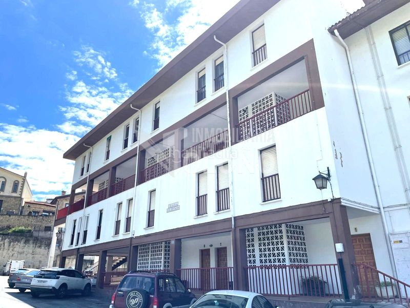 Foto cf784c13-8f4e-4e57-b3e4-5ecd9eb65ac6. Duplex in diputación etorbide 35b in Labastida