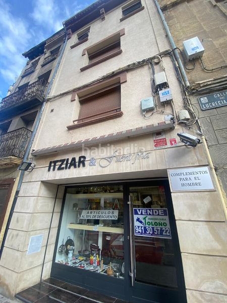 Foto 86250465-789e-400f-ae88-aee2d39a1c5f. Casa en calle lucrecia arana 79 edificio completo en el centro para reformar. en Haro
