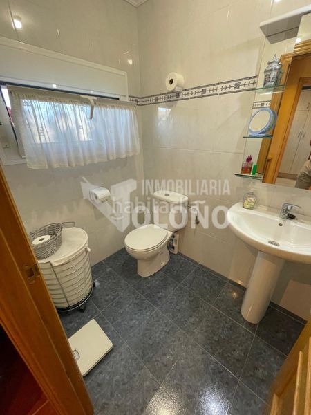 Foto 68915519-020c-4576-b56e-eeb15a50bf9c. Xalet amb xemeneia calefacció aparcament a Alesanco