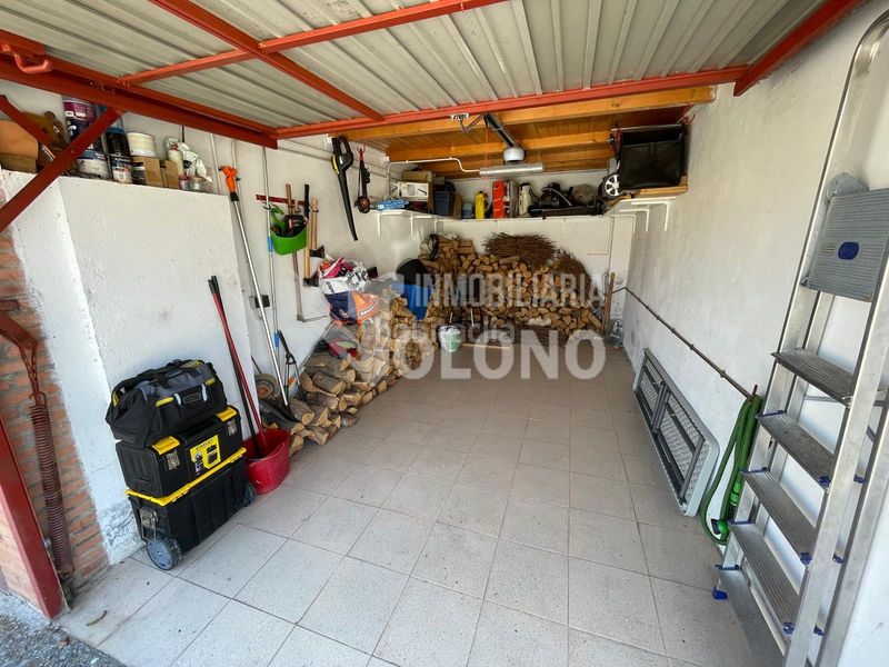 Foto ab804684-47cf-42ac-b50f-c5884ea14db6. Xalet amb xemeneia calefacció aparcament a Alesanco