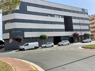 Local Comercial a Calle d.antonio larrea 13. Local en venta en la nueva zona de haro - oportunidad única