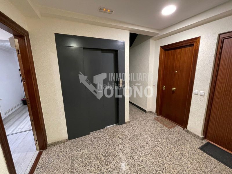 Foto 13c36032-8a87-4862-b0a6-1b61e90476cd. Piso en calle ventilla 81 piso en el centro con ascensor en Haro