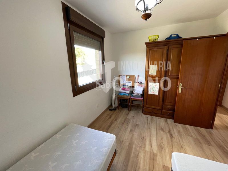 Foto 707b7d38-f129-412e-9055-1c4a3f596a03. Xalet amb xemeneia calefacció aparcament a Ollauri