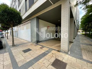 Local Comercial  Calle d.antonio larrea 14. Local comercial en esquina