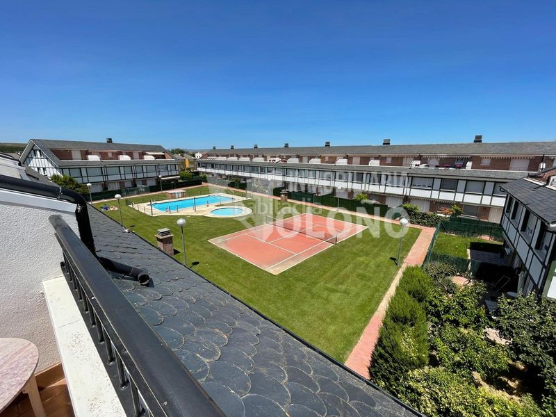Foto 47828add-1691-4310-b6b3-f93cf9b7853e. Dúplex a calle las peñas 4 a Castañares de Rioja