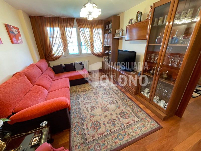 Foto d1cc4ab8-51e6-4c2f-8e33-d6a52d52e094. Dúplex a calle las peñas 4 a Castañares de Rioja
