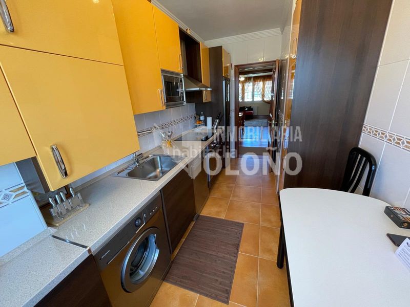 Foto e8286819-d2e0-4410-a0c6-dbd59edf7ba3. Dúplex a calle las peñas 4 a Castañares de Rioja