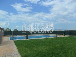 Foto 138dae03-67ca-49bc-8ada-b73d9fab847d. Dúplex amb calefacció aparcament piscina a Castañares de Rioja