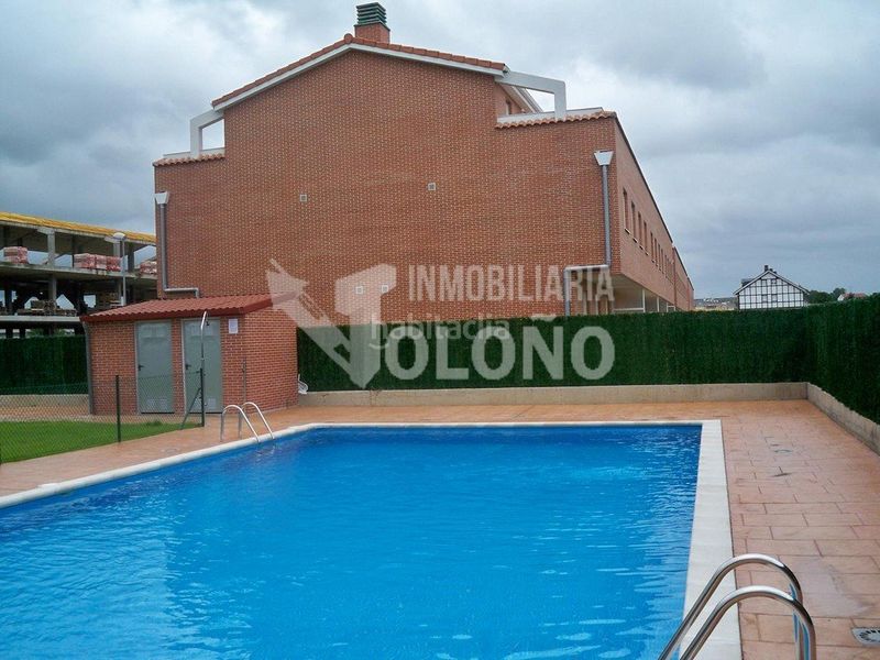 Foto 412d2645-e946-4fe3-b86d-00c170fd8040. Dúplex amb calefacció aparcament piscina a Castañares de Rioja