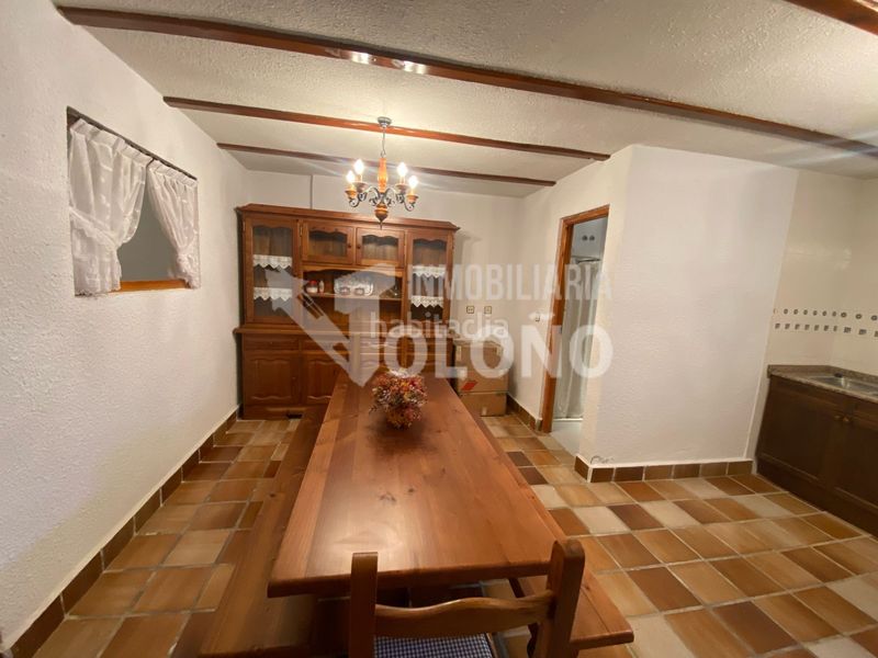 Foto 7012121b-5f19-4f11-95dd-4823574e97db. Chalet bonito chalet adosado en Labastida