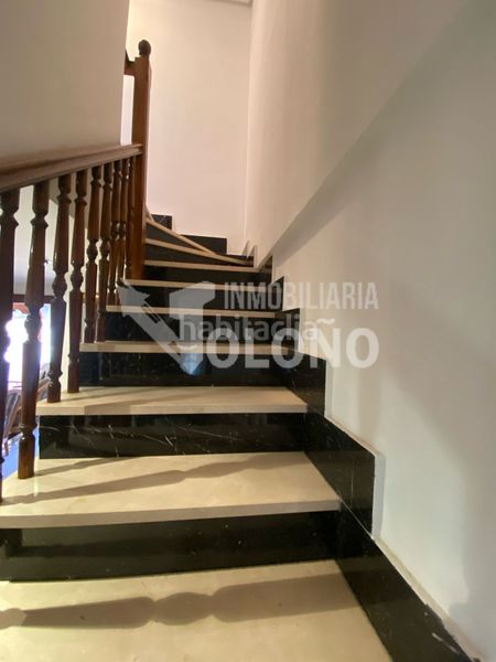 Foto c1ba6130-8844-4836-84f2-f207458de10f. Chalet bonito chalet adosado en Labastida