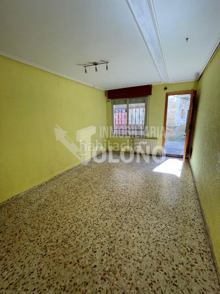 Foto 5e14efb9-9c94-40d4-a4f2-efb645c5fdbd. Maison dans calle mayor 14 dans Castañares de Rioja