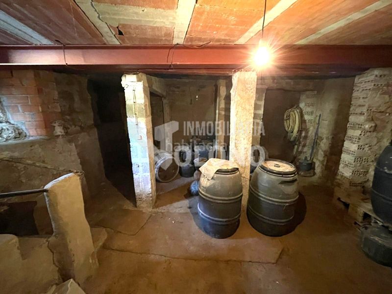 Foto 55534f0b-539d-4608-8c75-136482882b36. Casa amb xemeneia calefacció a Labastida