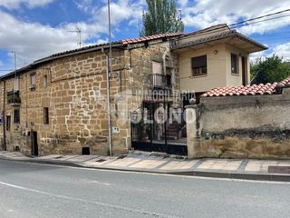 Maison  La cadena kalea 8. Casa de piedra con patio