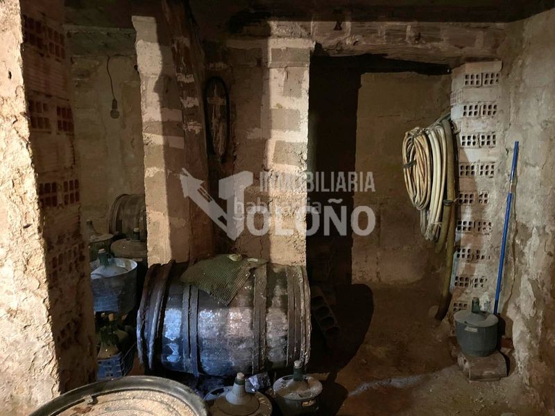 Foto b78ecbb2-d38d-4b9a-b4db-461a942aa71f. Casa amb xemeneia calefacció a Labastida