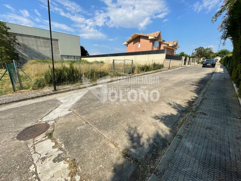 Foto 57216f0f-751e-4592-b625-73f3e6e6e1fd. Wohngrundstück in calle el priorato 5 in Cihuri