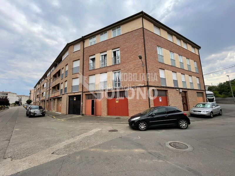 Foto cbe2314c-b29b-4429-8304-38db04e16931. Local commercial dans calle nueva 10 dans Castañares de Rioja