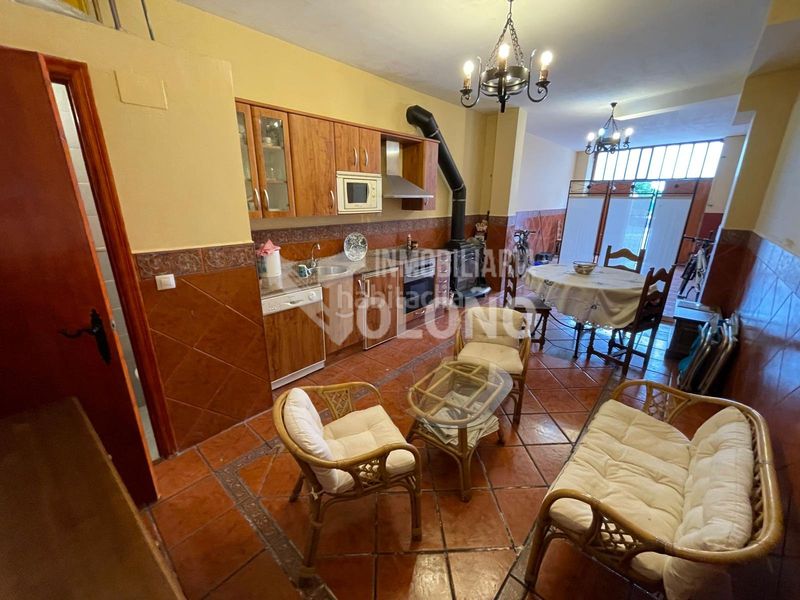 Foto e9a8a8e7-9860-41dd-9aa9-62af8f20e222. Local commercial dans calle nueva 10 dans Castañares de Rioja