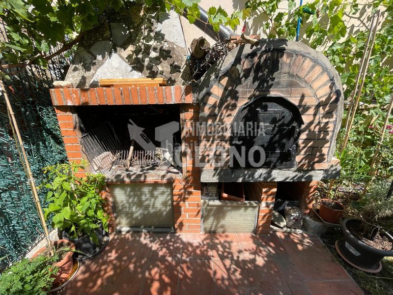 Foto 145a8643-5d49-41b7-a3a5-d171d931a9da. Xalet a calle las acacias 14 a Rodezno