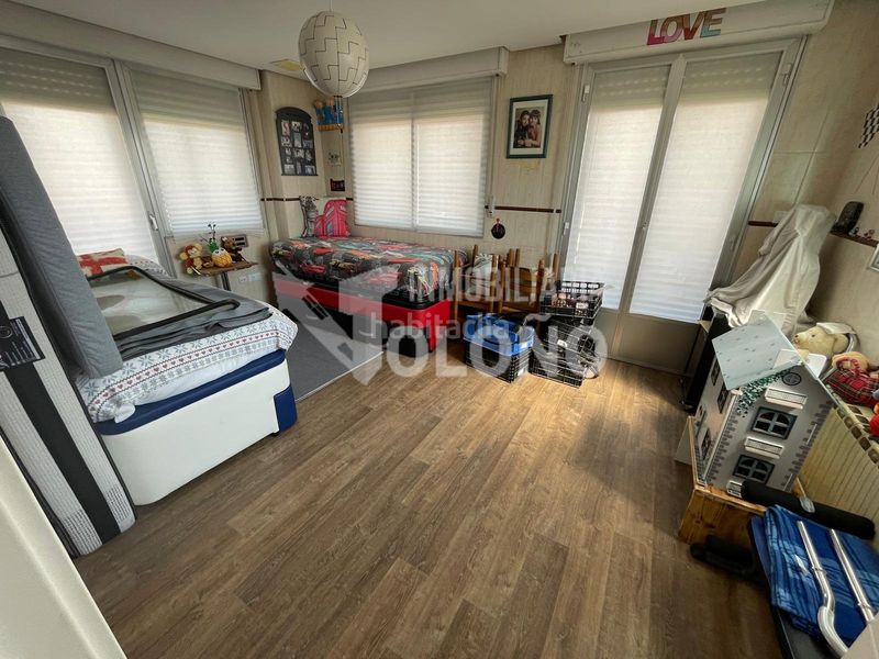 Foto adf50190-a5f9-4cbd-ad54-a40e0104f328. Casa en calle de travesía fernando salazar 24 amplia casa independiente con parcela privada y amplio garaje-txoko en Rodezno