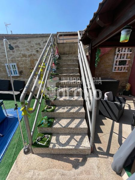 Foto f0059f0f-5853-40e5-b706-564b374d8db7. Casa en calle de travesía fernando salazar 24 amplia casa independiente con parcela privada y amplio garaje-txoko en Rodezno