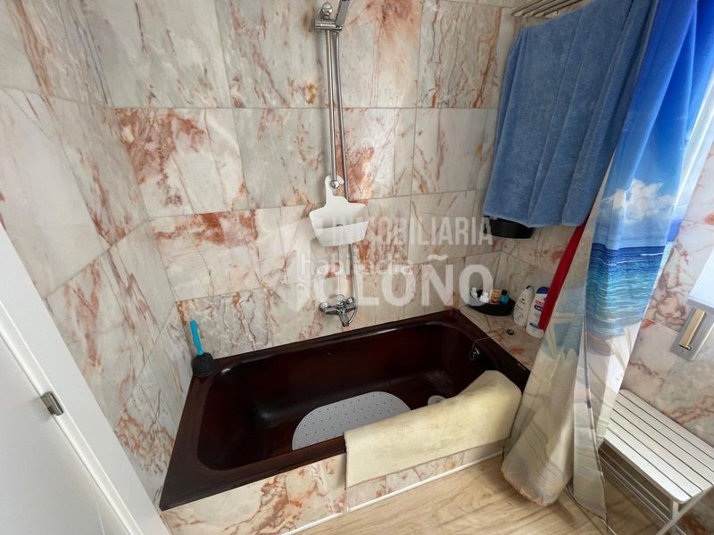 Foto fcd84dc3-6f7d-4f6b-a501-a87d98c38048. Casa en calle de travesía fernando salazar 24 amplia casa independiente con parcela privada y amplio garaje-txoko en Rodezno