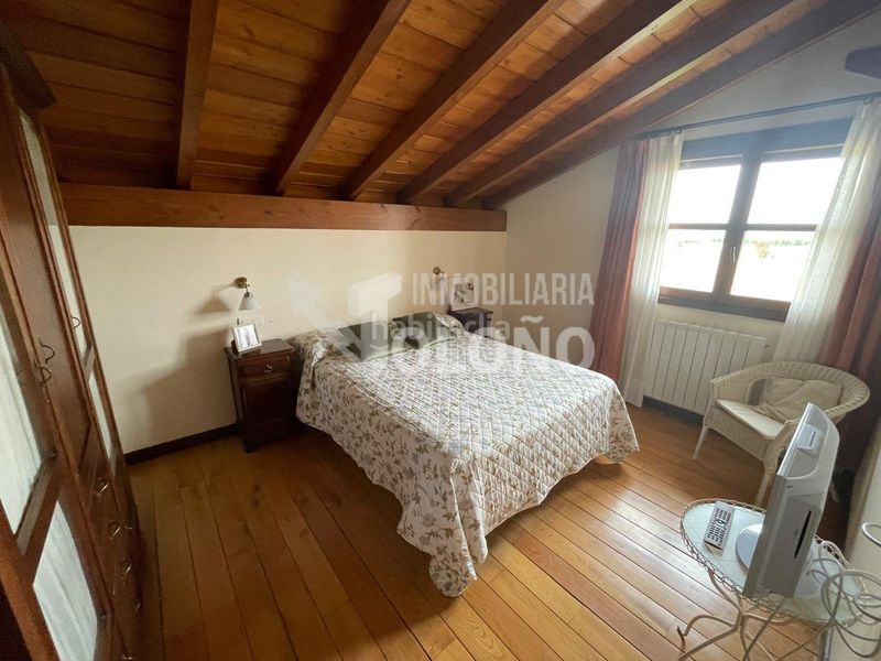 Foto 6018e049-34fc-4e7a-8edd-198439895ad3. Chalet in calle gonzalo de berceo 1 in Cuzcurrita de Río Tirón