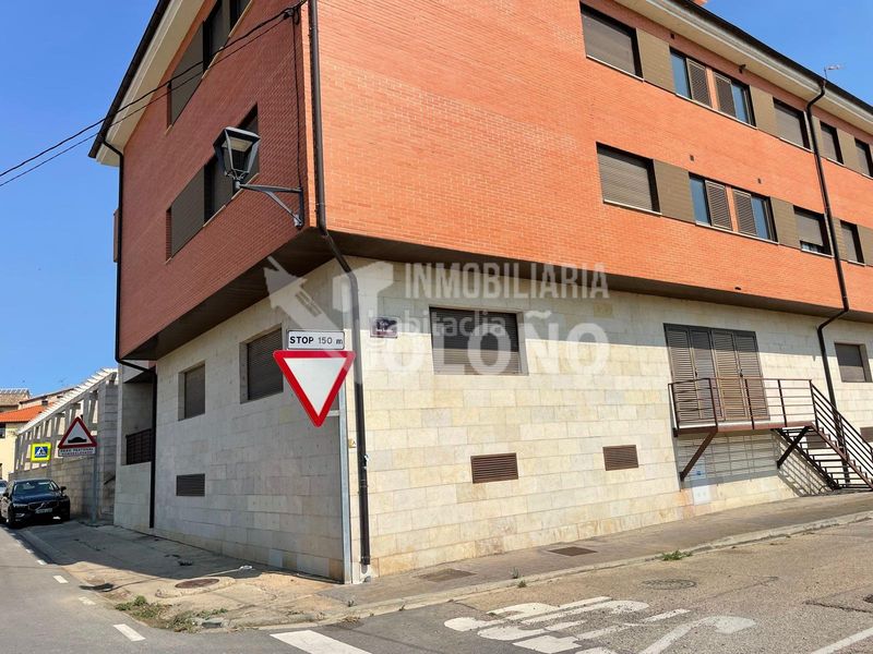 Foto d1aa0884-0625-4f31-a40c-bd2ea5dbc465. Duplex con riscaldamento parcheggio in Zarratón