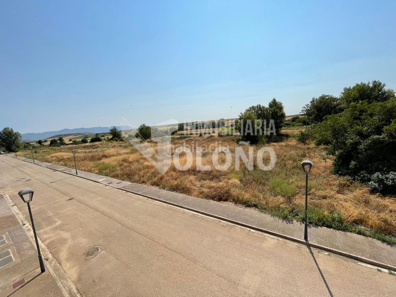Foto d8c2b8f2-5107-439e-8855-b6565c62de3a. Duplex con riscaldamento parcheggio in Zarratón