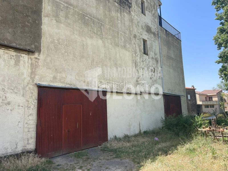 Foto 7bbffec4-3d0b-400d-b5a2-bdafeebe330a. Local comercial a calle norte 9 a Ábalos