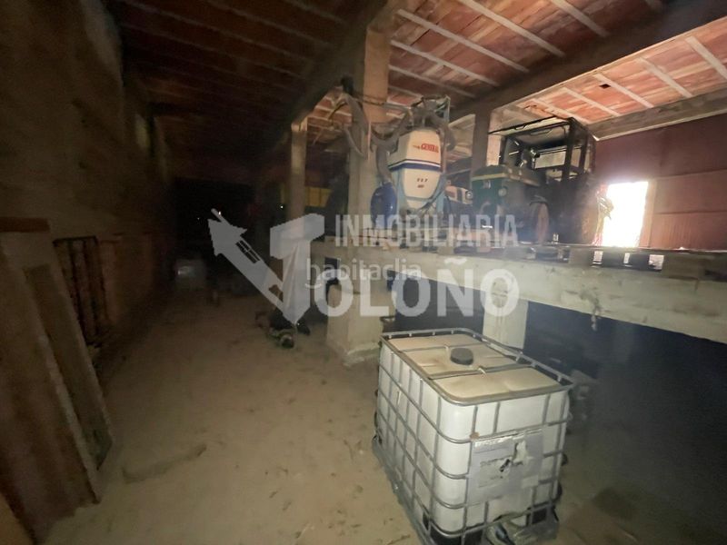 Foto ec2db2fb-f4c5-4880-8fd0-4de38d0f8139. Local comercial a calle norte 9 a Ábalos
