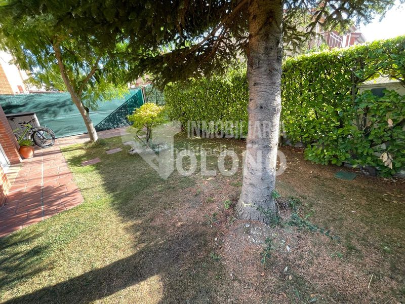 Foto 483e91c4-3a52-4ae1-a026-f825d970351f. Xalet amb calefacció aparcament piscina a Anguciana